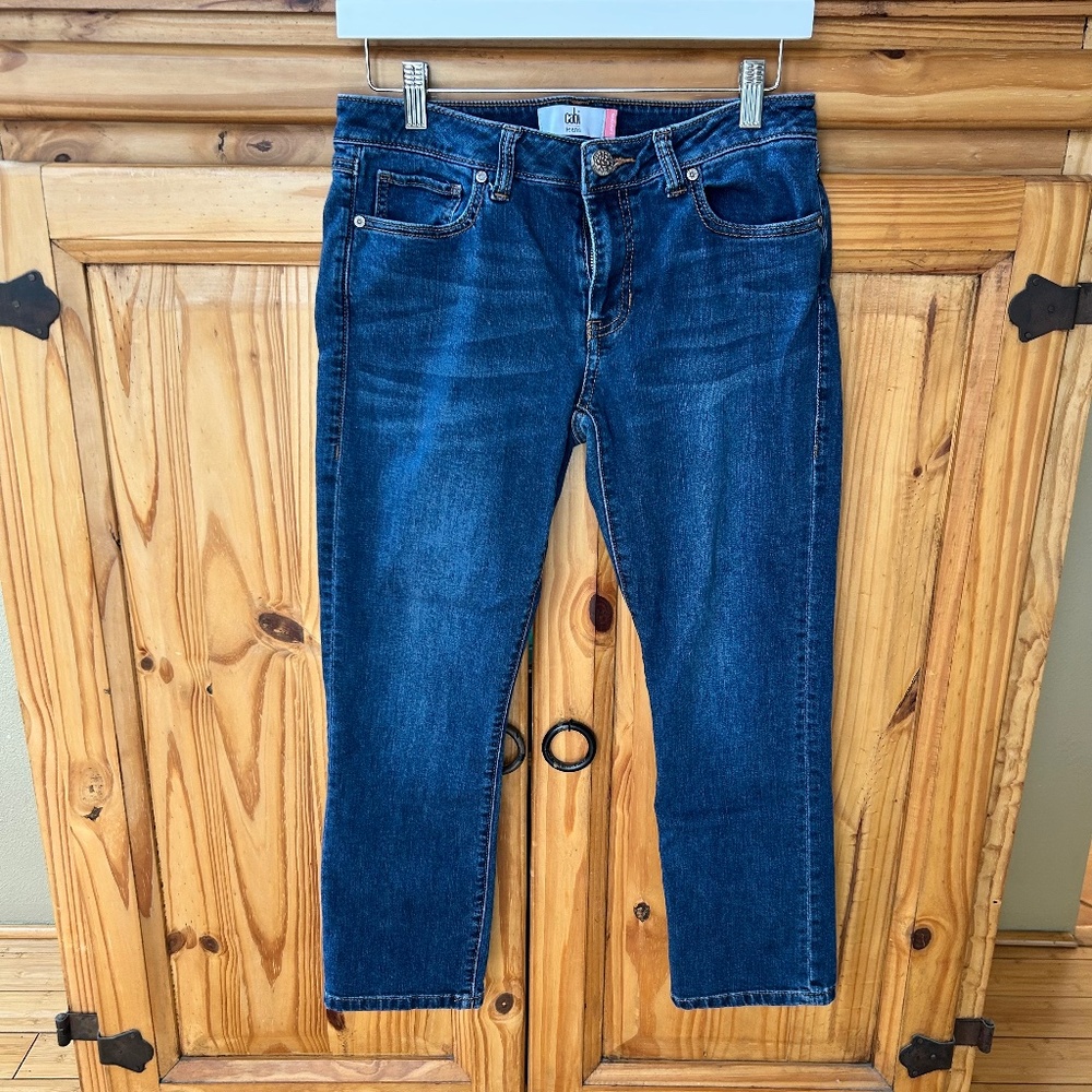 Cabi Jeans New Cropped Medium-Dark Wash Pockets‎ Casual Size 6